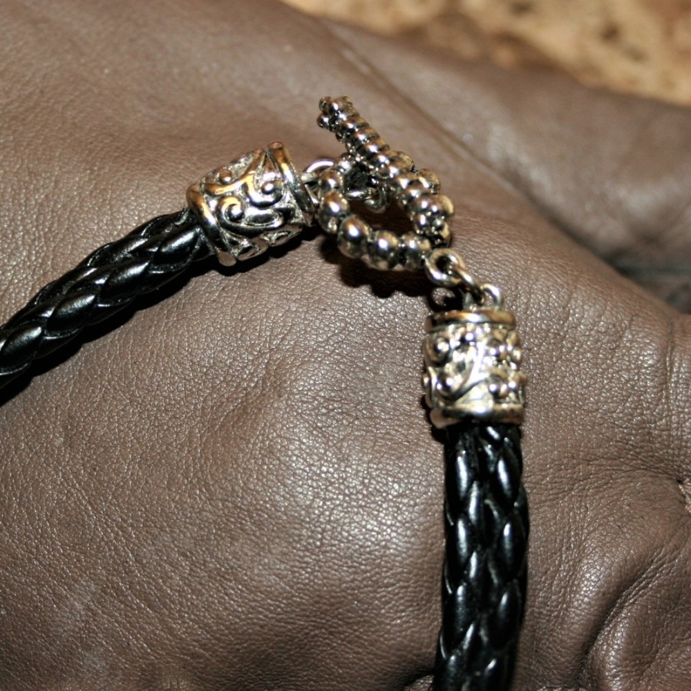 Silver look bracelet - Picture 2 of 3